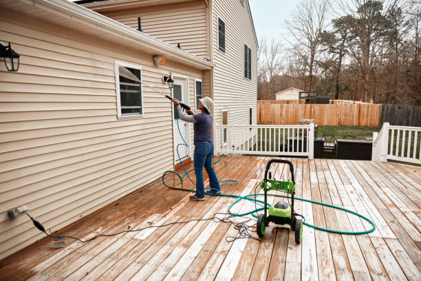 Best Deck Pressure Washing  in Smithville, TN